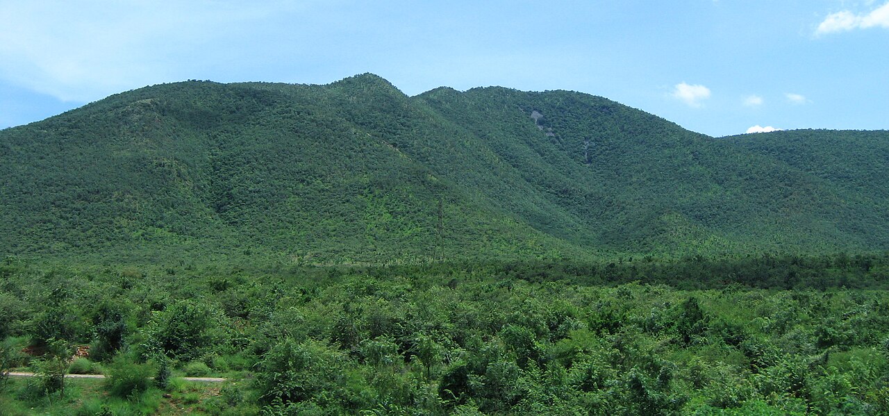 Gali Bandalu (Wind Rocks) — Mumbai to Horsley Hills trip