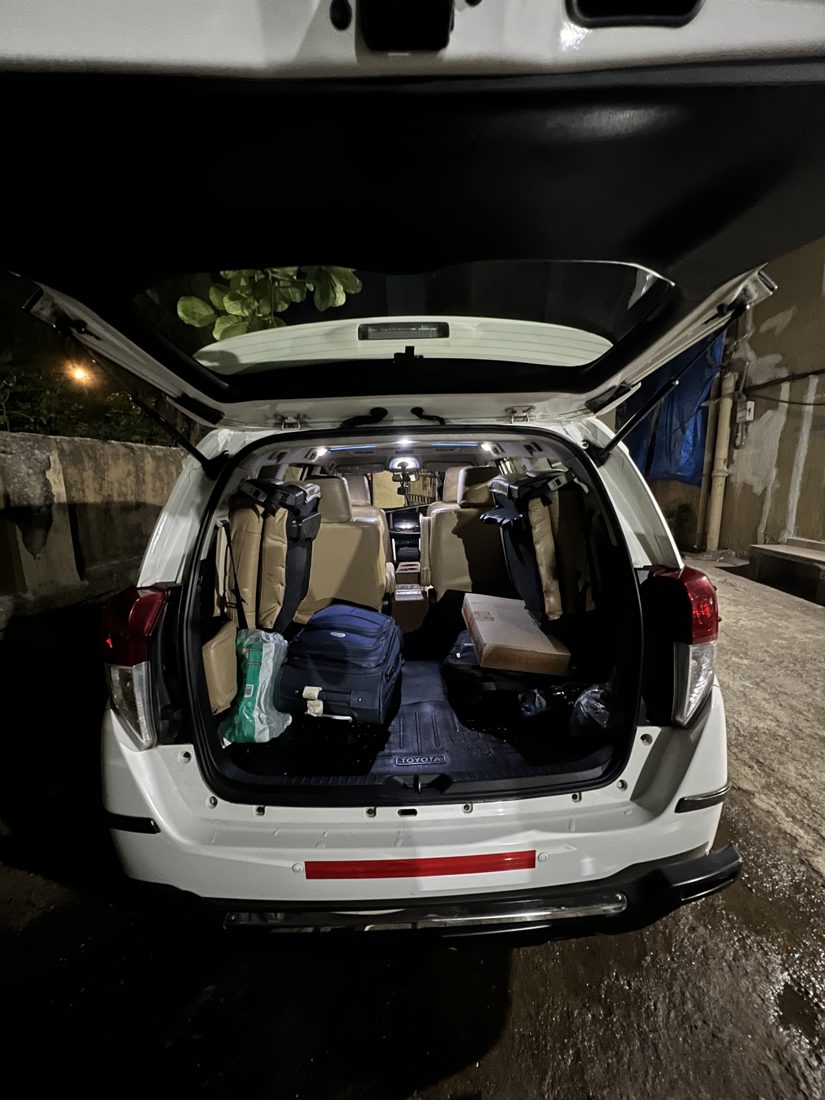 Innova Crysta boot space for luggage — Mumbai airport transfer