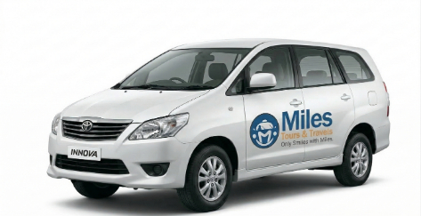 Toyota Innova for rent in Mumbai