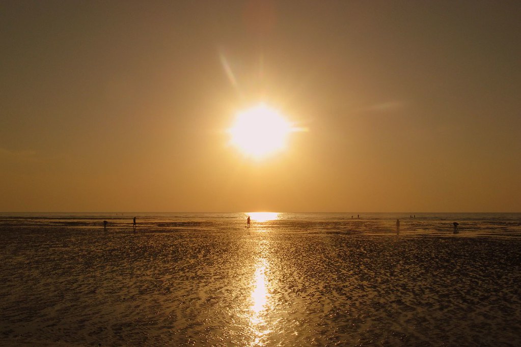 Sunset Point — Mumbai to Jampore Beach trip