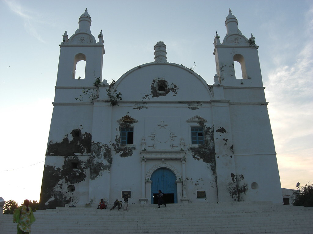 St Thomas Church Diu — popular tourist destination in Daman & Diu
