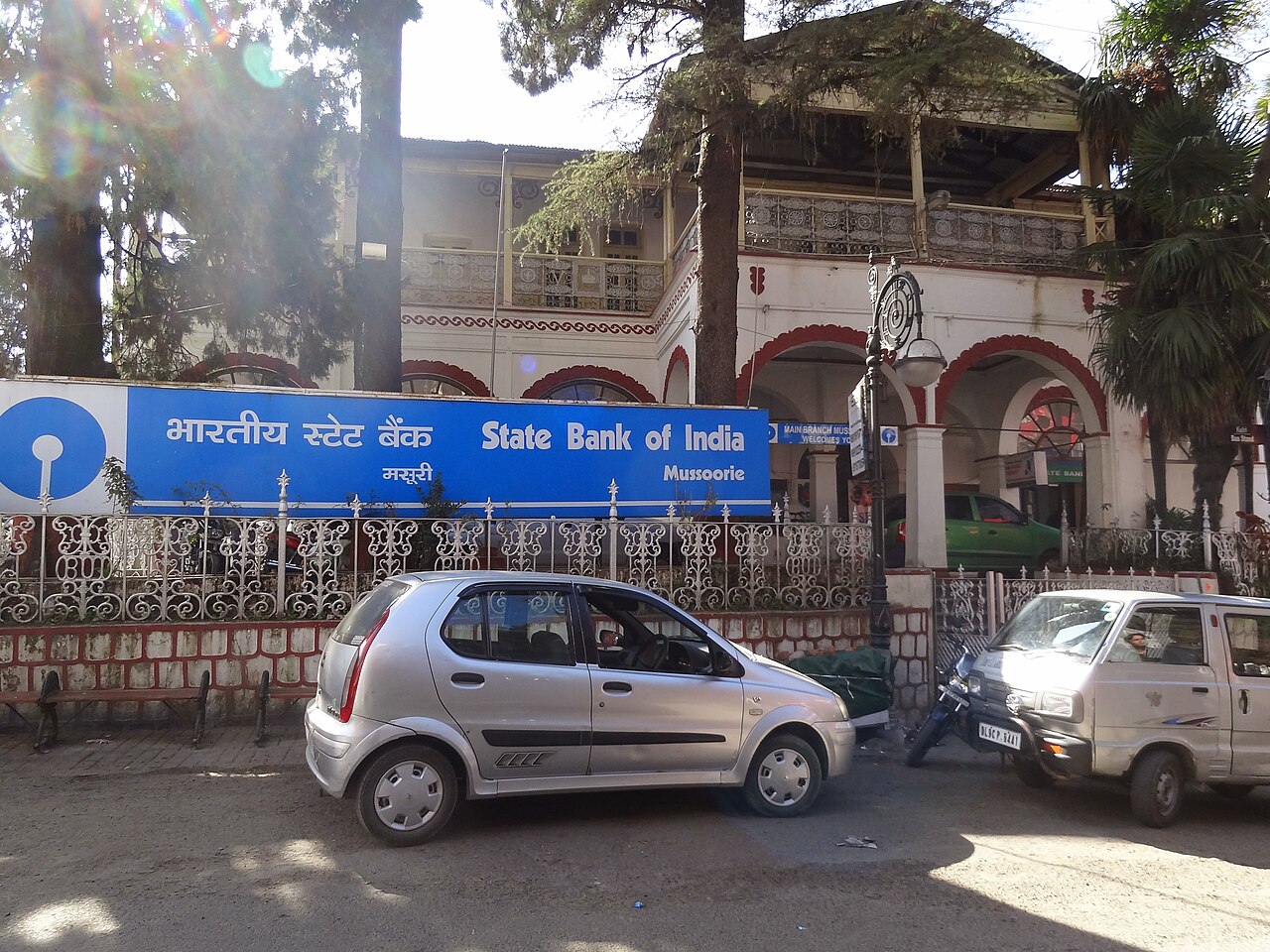 Mall Road in Mussoorie, Delhi