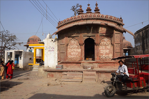 ISKCON Krishna Balaram Mandir — Mumbai to Vrindavan trip