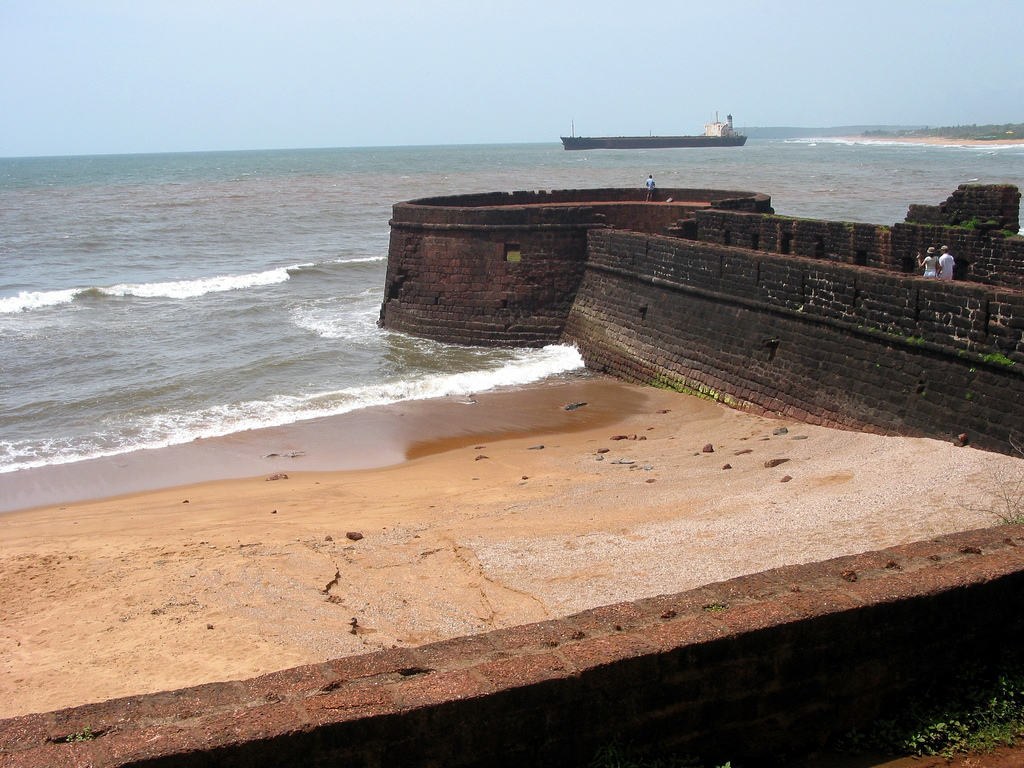 Freshwater Spring — Mumbai to Fort Aguada trip