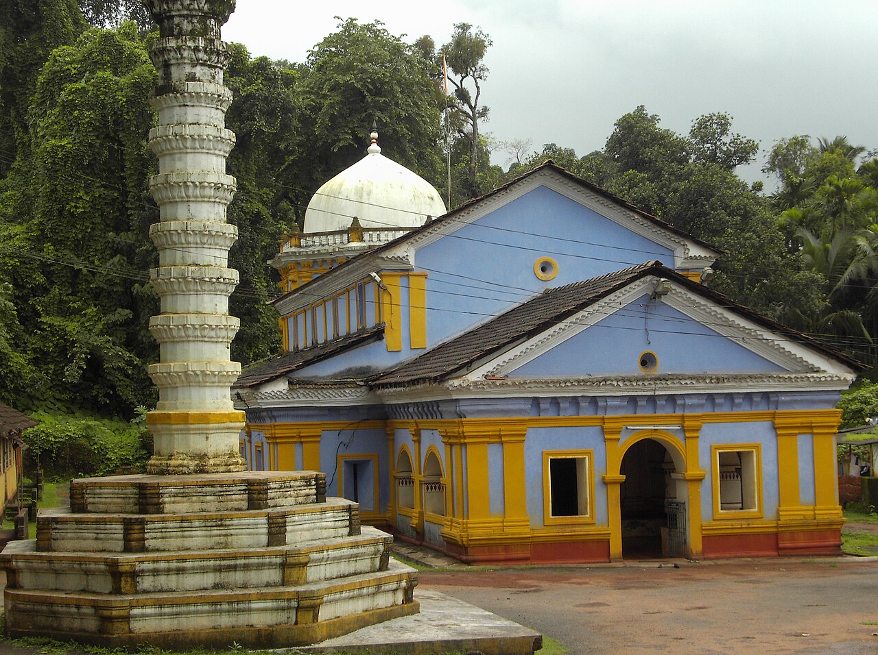 Saptakoteshwar Temple — popular tourist destination in Goa