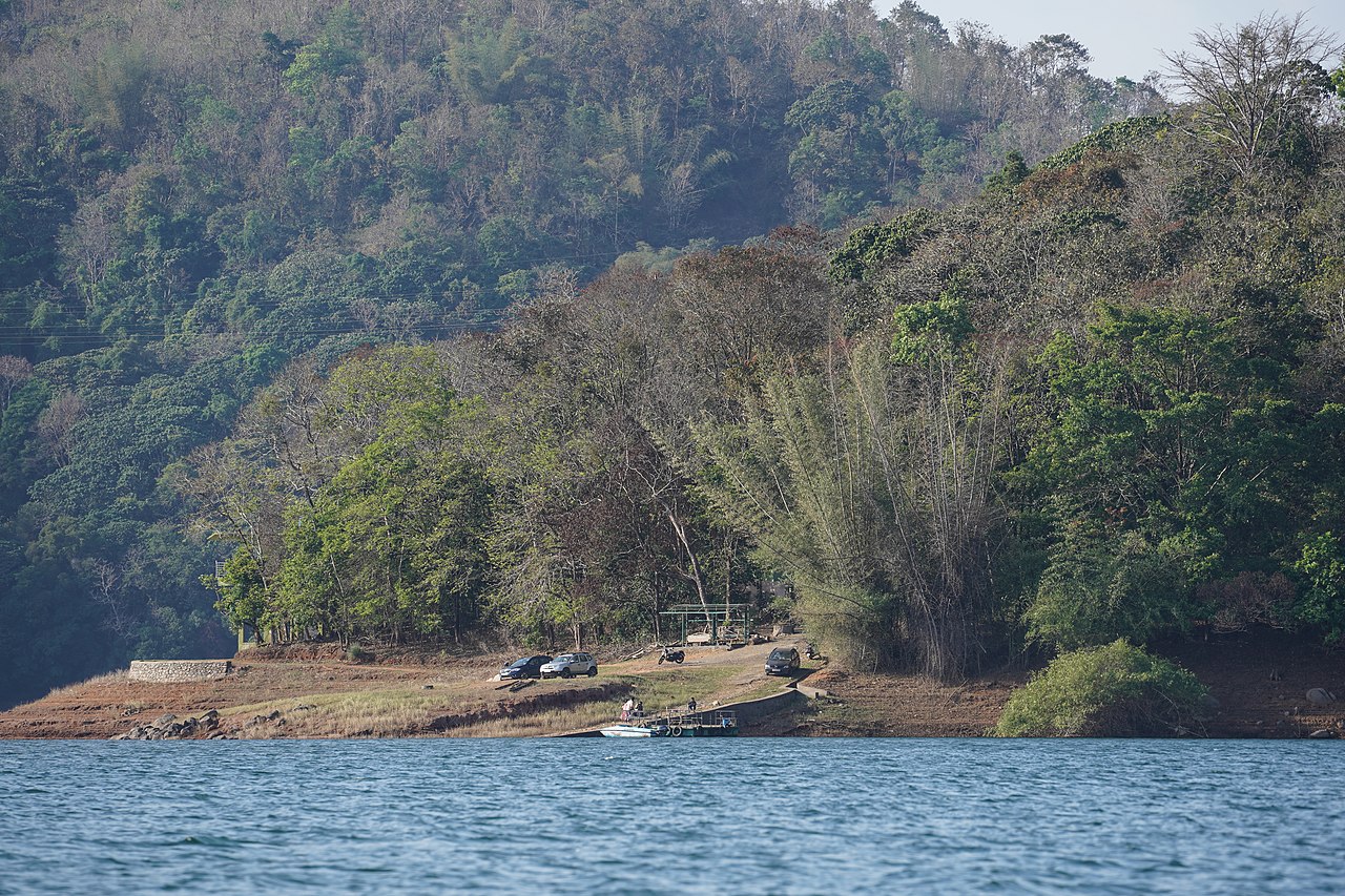 Aguada Lighthouse — Mumbai to Sinquerim Beach trip