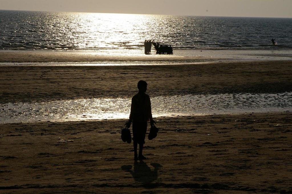 Mandvi Beach — popular tourist destination in Gujarat