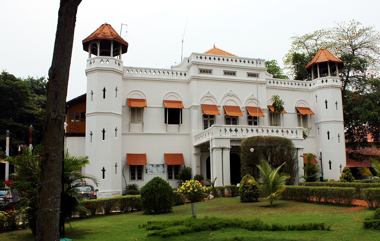 Kuthira Malika Palace — Mumbai to Thiruvananthapuram trip