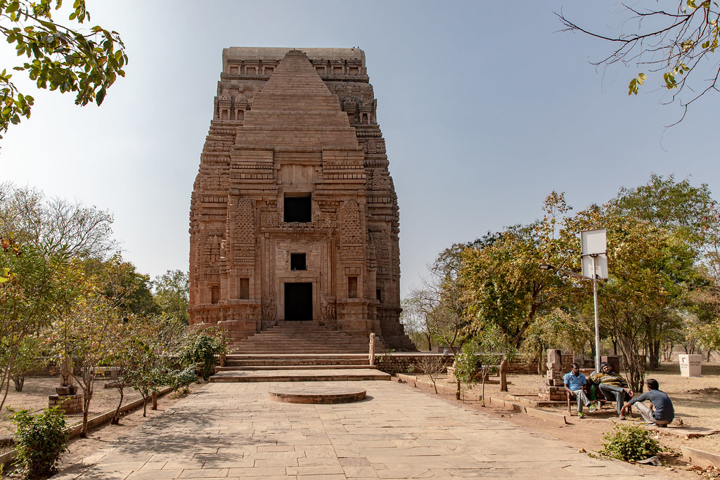 Sas Bahu Temples — Mumbai to Teli Ka Mandir trip