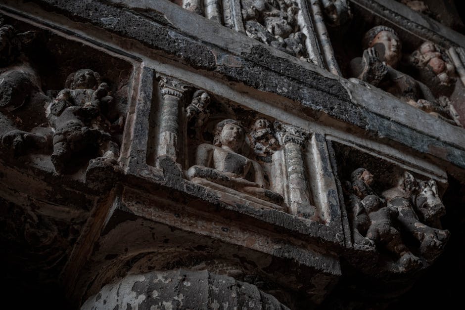 Cave 2 in Ajanta Caves