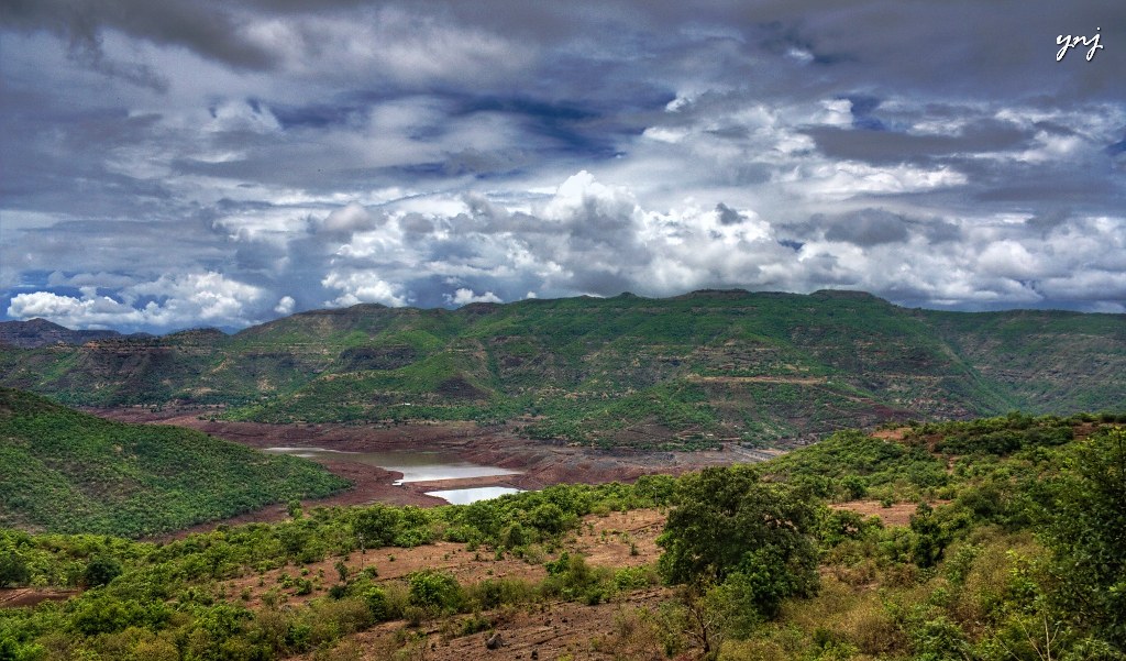 Dasve Promenade in Lavasa, Maharashtra