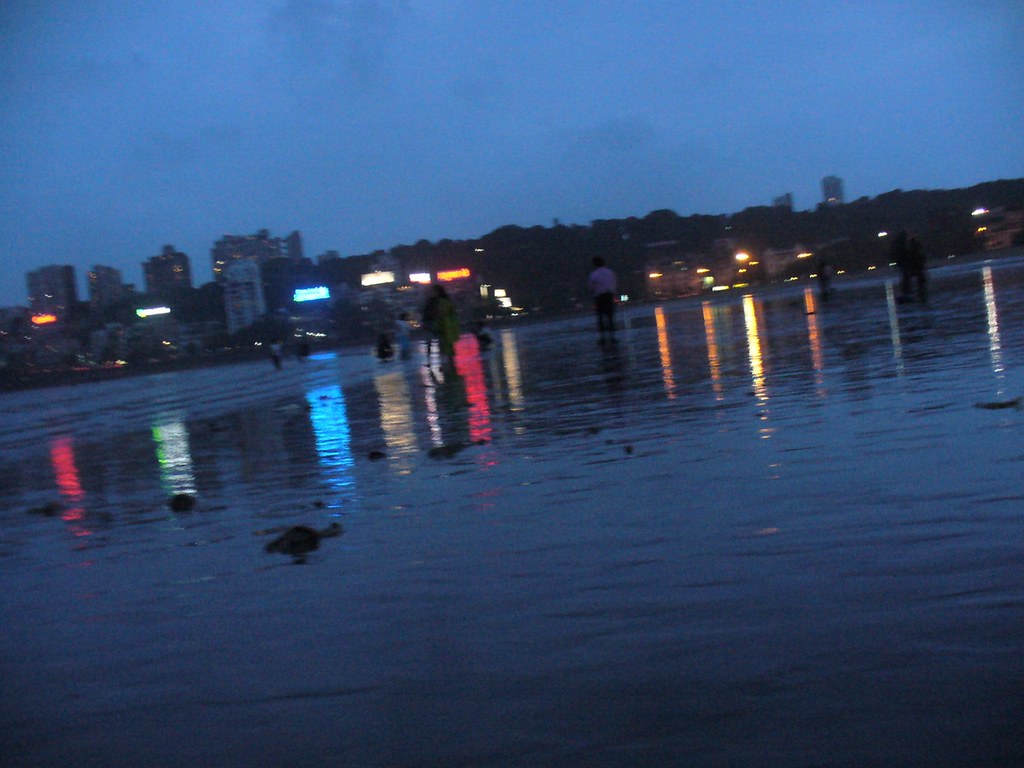 Scenic view of Chowpatty Beach, Mumbai