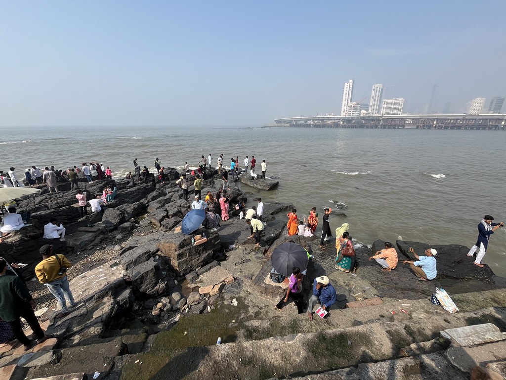 Scenic view of Haji Ali Dargah, Mumbai