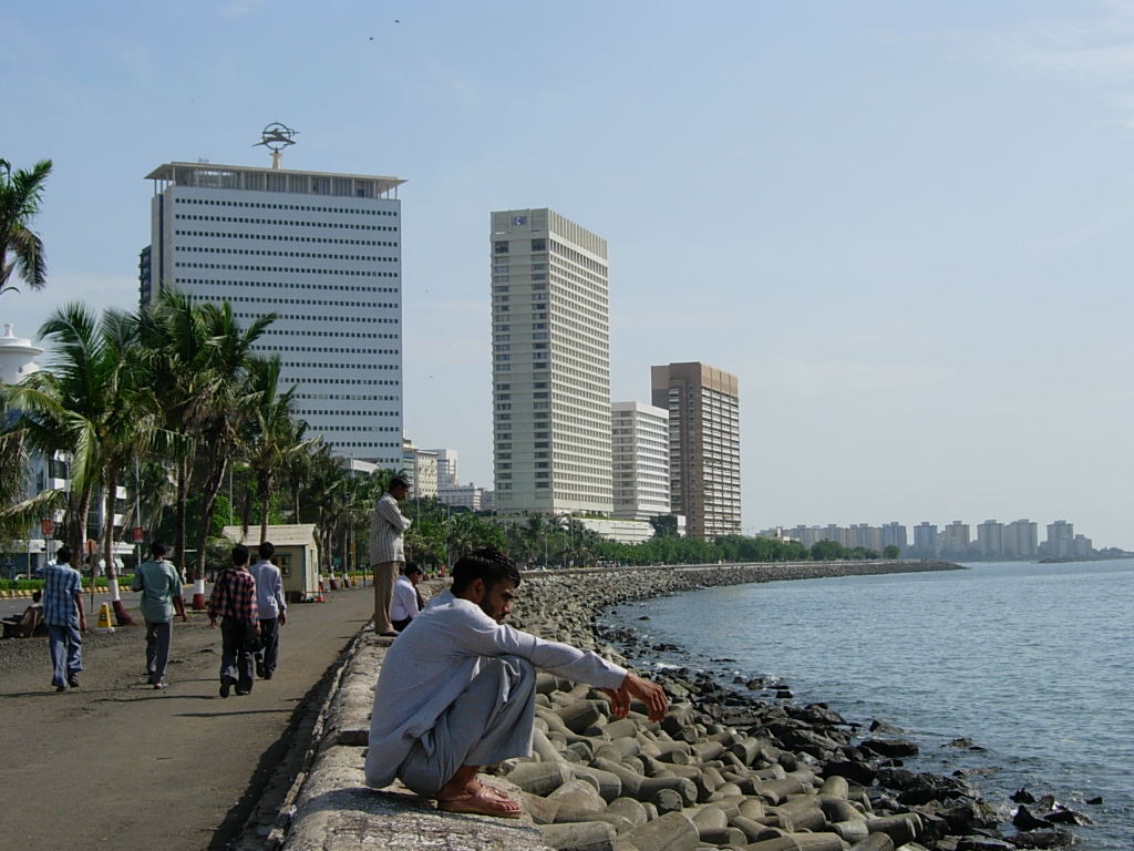 Marine Drive South End in Nariman Point