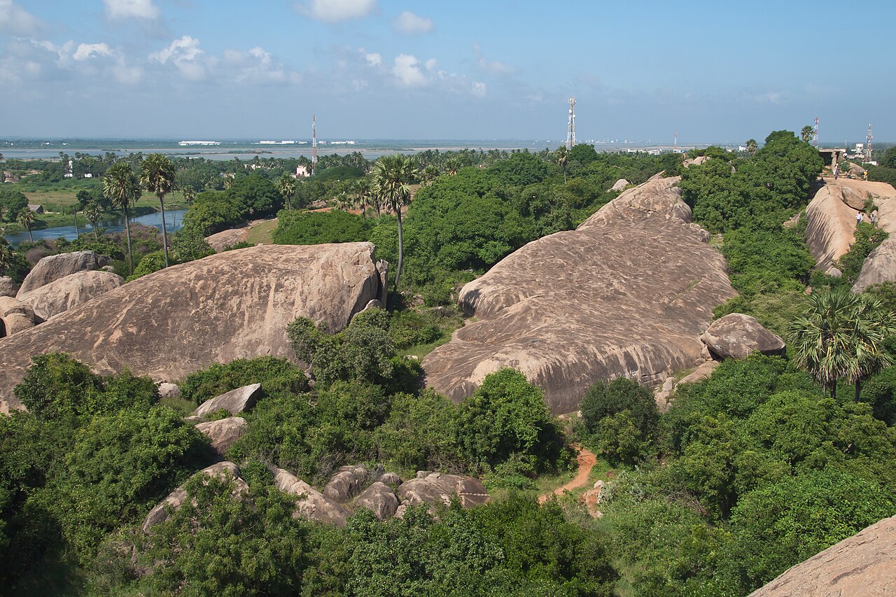 Mamallapuram — popular tourist destination in Tamil Nadu