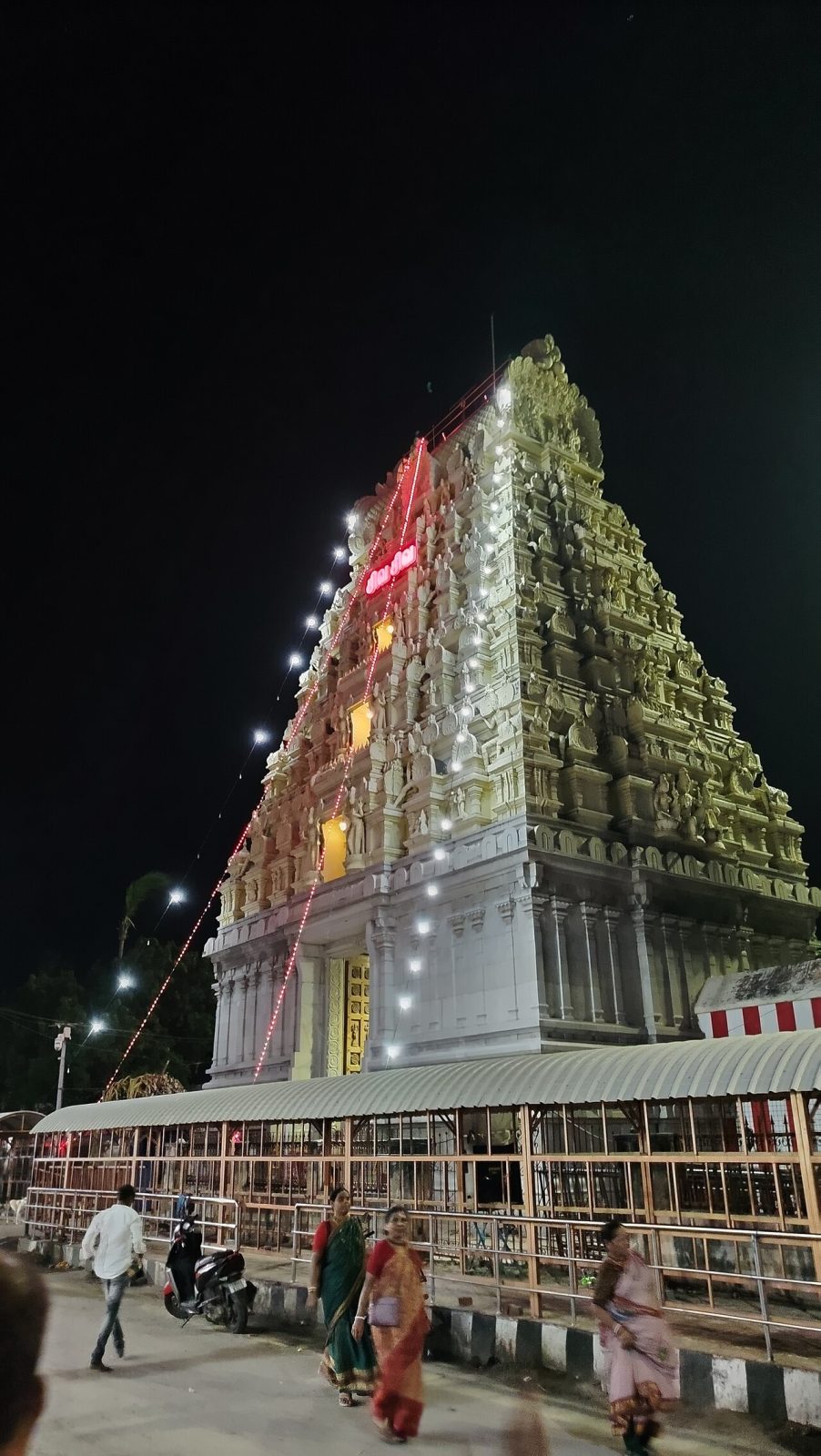 Ramanathaswamy Temple in Rameswaram, Tamil Nadu