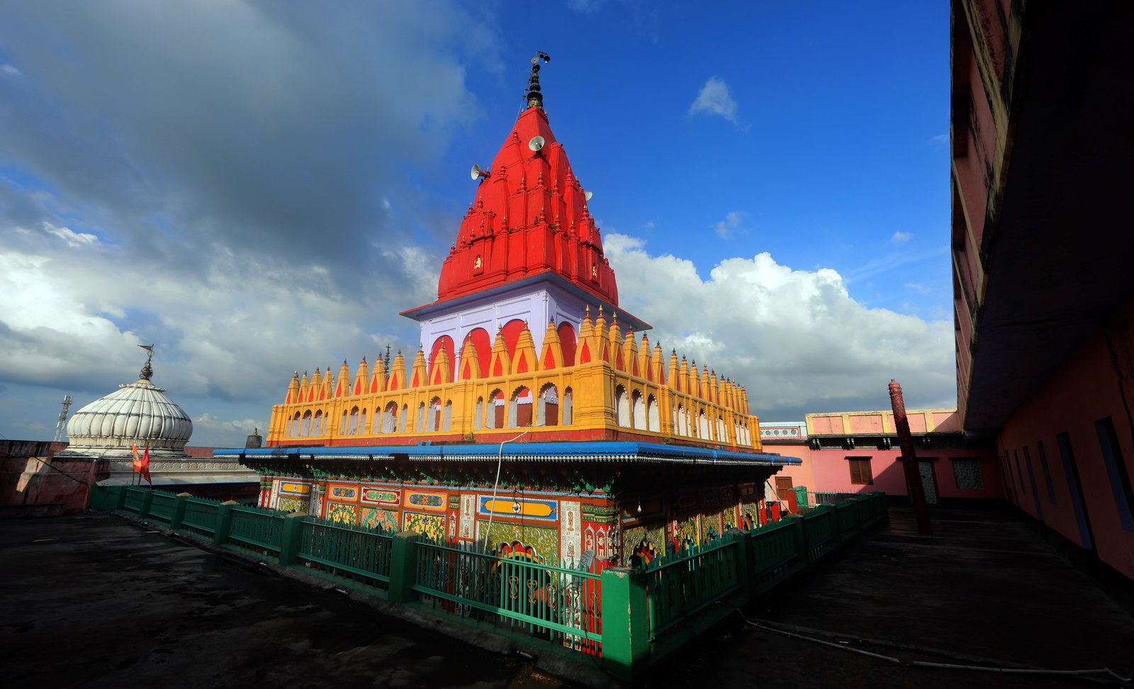 Hanuman Garhi — popular tourist destination in Uttar Pradesh