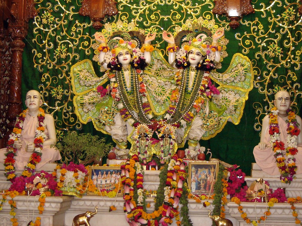 Goshala — Mumbai to ISKCON Vrindavan trip